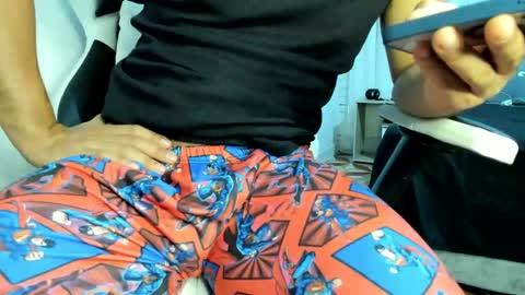 Snapshot of evans_king chatting on 09/18/25, 02:13 Evan online show from 09/18/25, 02:13