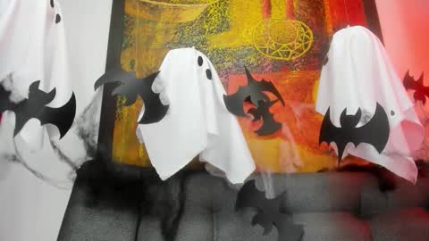 Evan and Susan online show from 10/18/25, 03:46