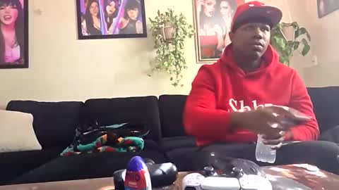 evanschris2048 online show from 10/23/25, 06:39