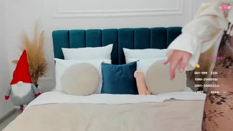 Snapshot of evastil chatting on 01/11/25, 02:15 Eva online show from 01/11/25, 02:15