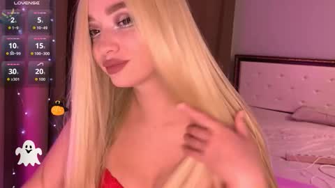 Eva online show from 10/19/25, 12:55