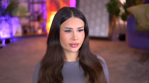 Snapshot of evazane chatting on 01/05/25, 10:43 Eva online show from 01/05/25, 10:43