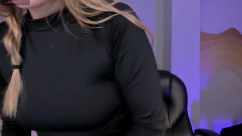 Eve  online show from 10/18/25, 12:39