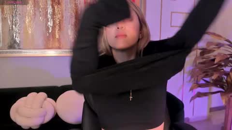 Eve  online show from 11/05/25, 12:16