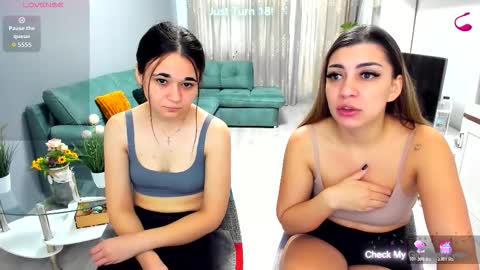 eveeevian online show from 10/19/25, 07:20