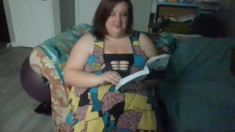 Snapshot of evehaspowers chatting on 02/18/25, 12:06 Eve online show from 02/18/25, 12:06