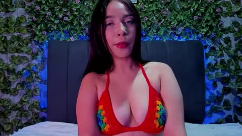 E V E L I N online show from 09/18/25, 09:50