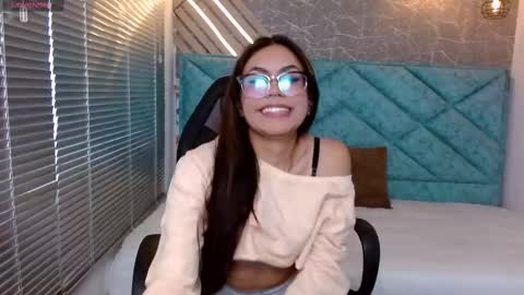 Snapshot of eveline_figeroa chatting on 03/08/25, 10:45 Eveline online show from 03/08/25, 10:45