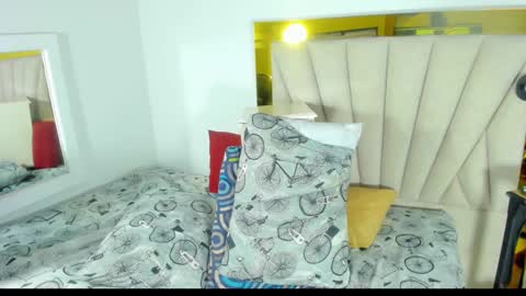 DAYANITA online show from 01/25/25, 10:18