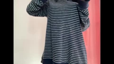 Snapshot of evelyn_jhonson3 chatting on 09/18/25, 07:16 E V E L Y N online show from 09/18/25, 07:16