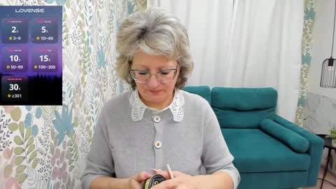 Snapshot of evelynblissful chatting on 01/24/25, 05:21 Evelyn online show from 01/24/25, 05:21
