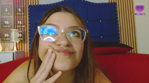 evelynfire2 online show from 11/19/25, 06:41