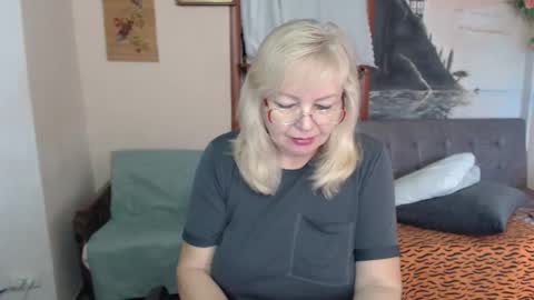 BarbaraBlondy online show from 11/09/25, 11:30