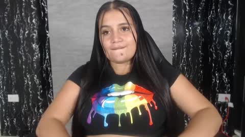 Snapshot of evemilk chatting on 03/02/25, 08:07 evelin 3 online show from 03/02/25, 08:07