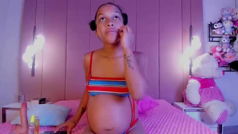 everly_smitth online show from 10/04/25, 07:23