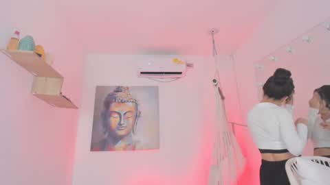 Sophia online show from 12/17/24, 01:50