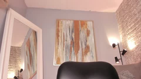 Sophia online show from 01/16/25, 10:44