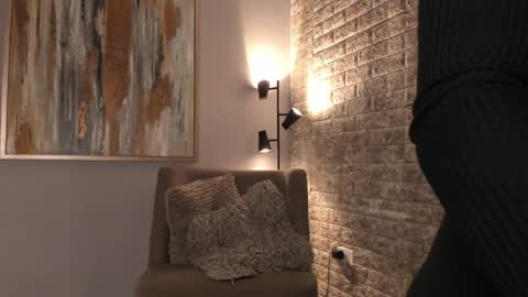 Sophia online show from 01/21/25, 01:50