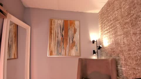 Sophia online show from 01/22/25, 01:42