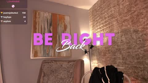 Sophia online show from 01/29/25, 12:01