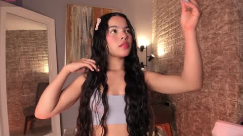 Sophia online show from 02/06/25, 07:40