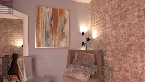 Sophia online show from 02/08/25, 11:55