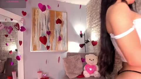 Sophia online show from 02/14/25, 07:54