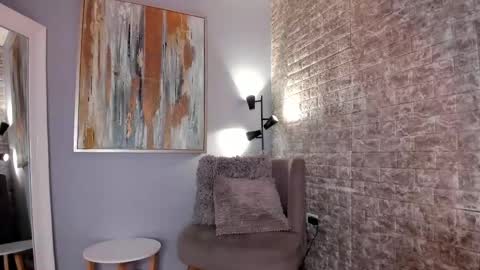 Sophia online show from 02/18/25, 01:54