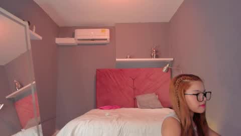 Sophia online show from 09/09/25, 07:57