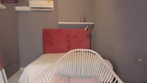 Sophia online show from 09/13/25, 07:57