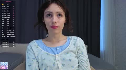 Snapshot of evetteagner chatting on 10/25/25, 04:20 Naomi online show from 10/25/25, 04:20