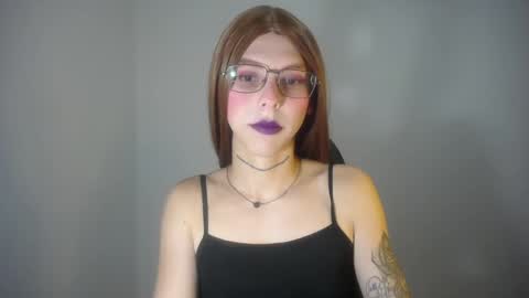 Snapshot of evi_kitty chatting on 01/23/25, 08:02 Evi online show from 01/23/25, 08:02