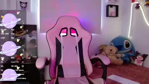 Snapshot of evie_cloud chatting on 09/09/25, 06:18 Evie Cloud online show from 09/09/25, 06:18