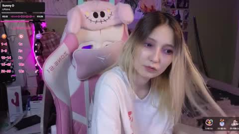 Evie online show from 01/10/25, 05:05