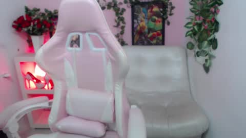 Pamela  online show from 10/08/25, 07:55