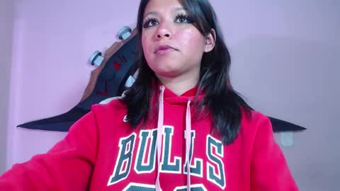 Im Evy online show from 11/23/25, 01:38