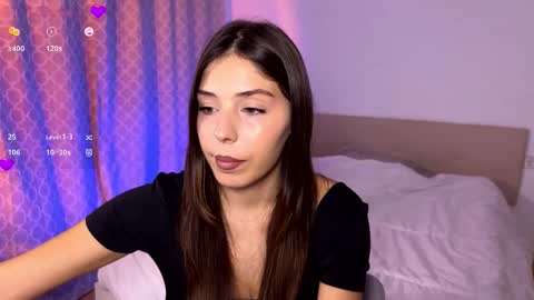 Snapshot of evydeex chatting on 11/04/25, 10:47 evydeex online show from 11/04/25, 10:47