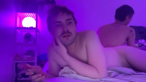 Ewan Dewitt online show from 09/21/25, 07:54