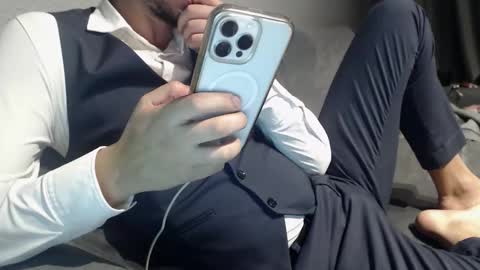 excited222 online show from 10/15/25, 06:19