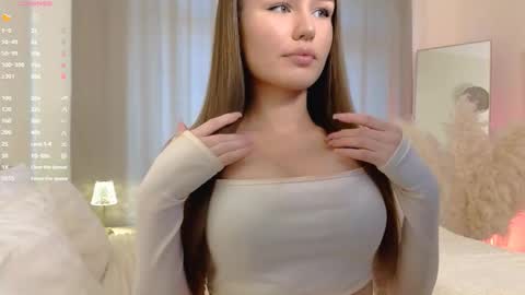 Snapshot of exclusive_model_ chatting on 10/19/25, 09:54 Angel online show from 10/19/25, 09:54