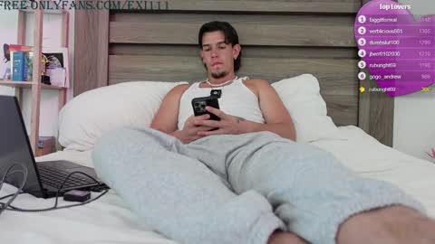 Snapshot of exi111 chatting on 01/06/25, 04:55 Exi111 online show from 01/06/25, 04:55