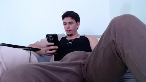 Snapshot of exi111 chatting on 10/20/25, 09:15 Exi111 online show from 10/20/25, 09:15