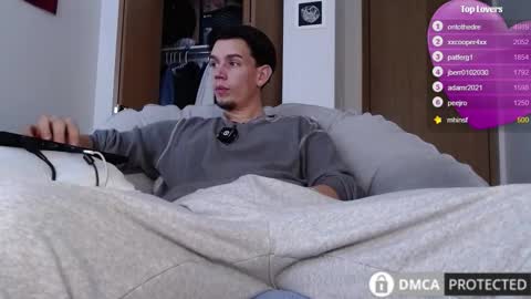 Snapshot of exi111 chatting on 11/18/25, 06:01 Exi111 online show from 11/18/25, 06:01