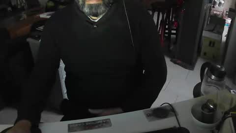 Snapshot of exibdevil chatting on 01/06/25, 04:44 Gio online show from 01/06/25, 04:44