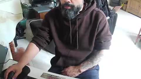 Snapshot of exibdevil chatting on 02/23/25, 04:35 Gio online show from 02/23/25, 04:35