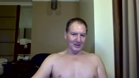 Snapshot of exobition chatting on 01/21/25, 04:58 Exobition online show from 01/21/25, 04:58