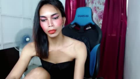 Snapshot of exotic_blacklixexx69 chatting on 02/20/25, 02:07 Lixe online show from 02/20/25, 02:07