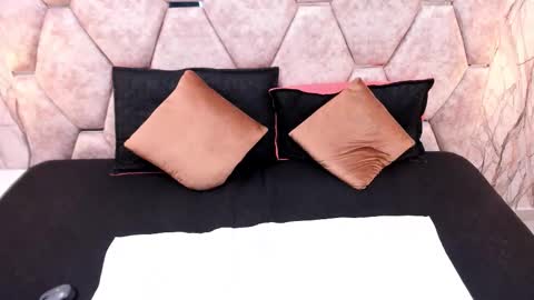 Alison online show from 11/23/25, 07:13