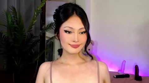 Snapshot of expensive_candyx chatting on 12/13/24, 02:49 Candy online show from 12/13/24, 02:49