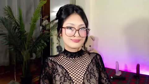 Snapshot of expensive_candyx chatting on 01/05/25, 11:37 Candy online show from 01/05/25, 11:37